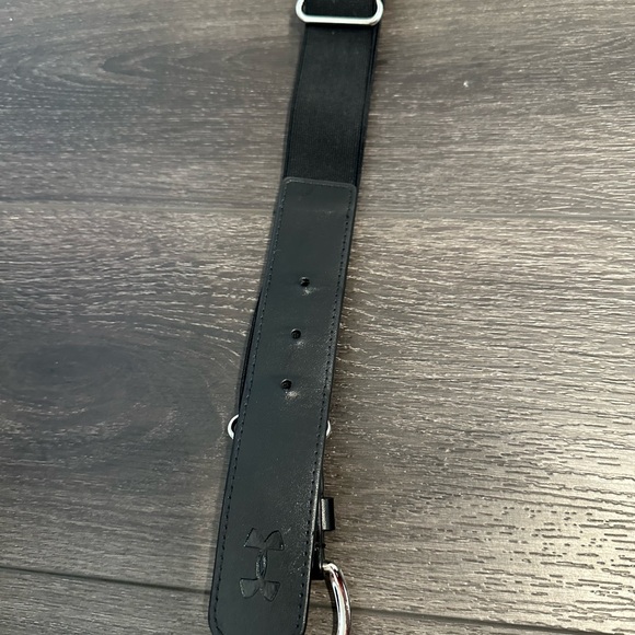 Under Armour Black Softball Belt,women’s small,adjustable,great condition - Picture 4 of 5